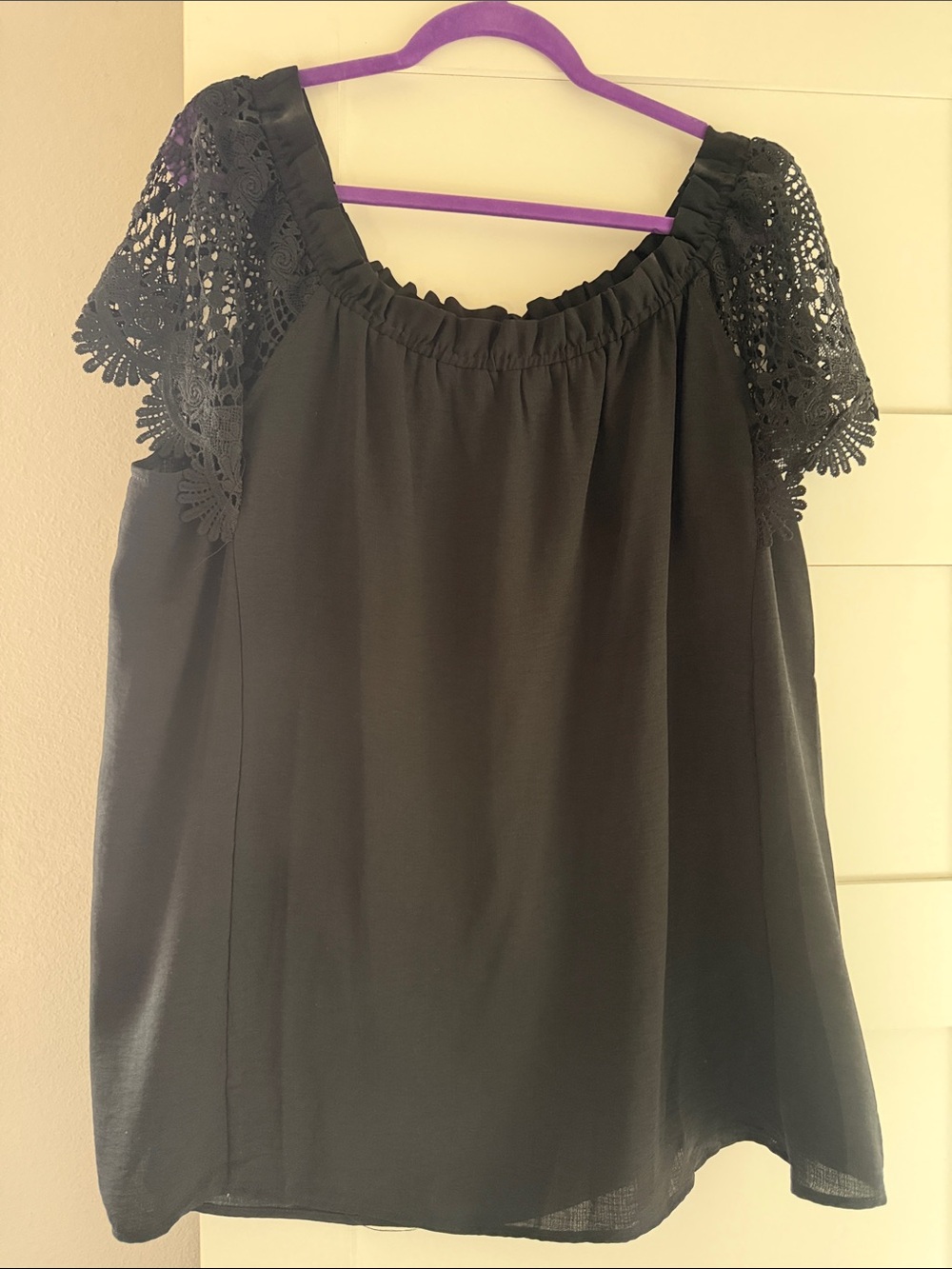 Chic Soul Black Lace Sleeve Scoop Neck Blouse